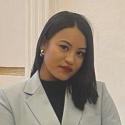 Luniva Manandhar